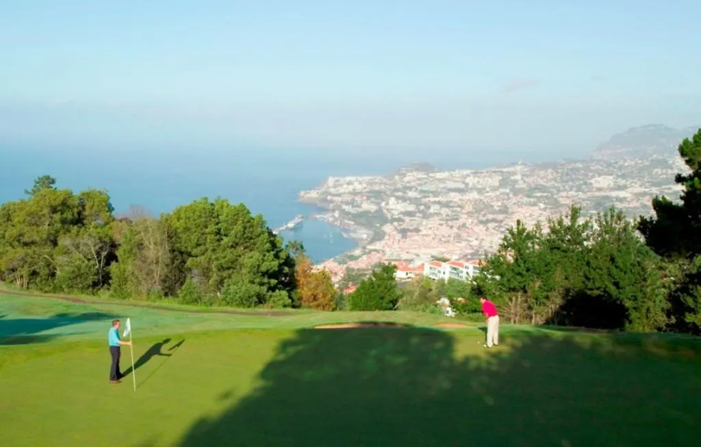 Paradisus Residence Apartment Canico  Canico (Madeira)